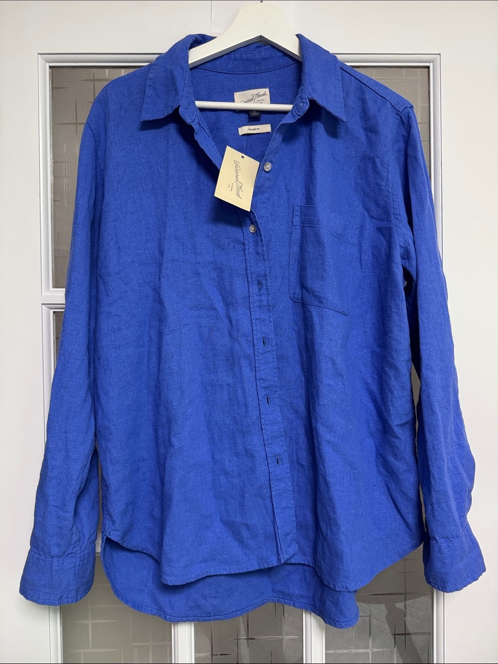 Universal Thread Men's Cobalt Blue Long-Sleeve Button-Down Shirt